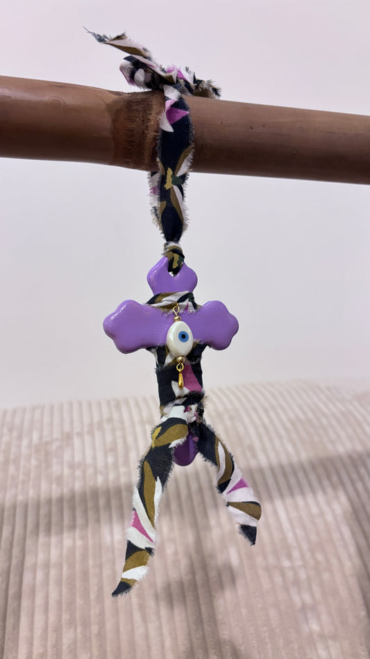 Suspension Murale Croix Oeil