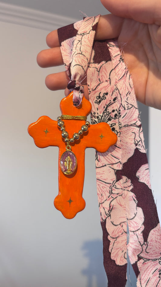 Suspension Murale Croix Orange & Madone Lila