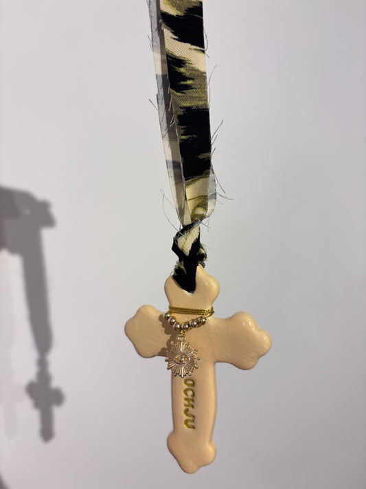 Suspension Murale Croix Beige "OCHJU"