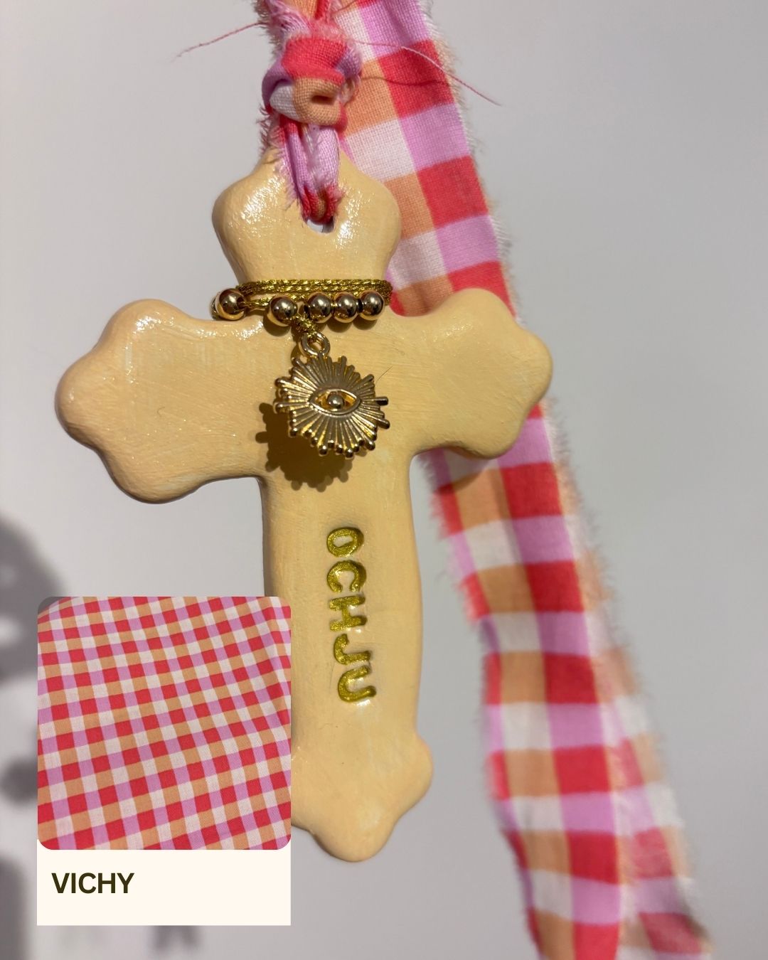 Suspension Murale Croix Beige "OCHJU"