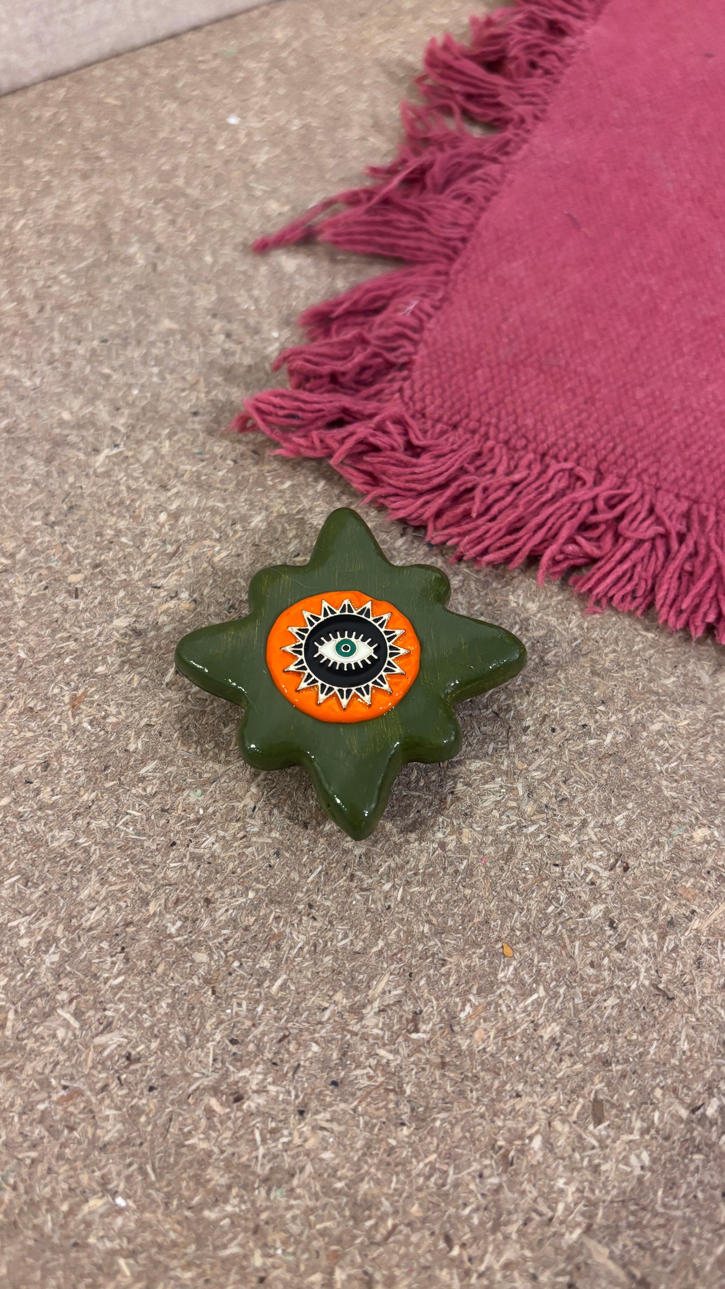 Magnet kaki Oeil Protecteur