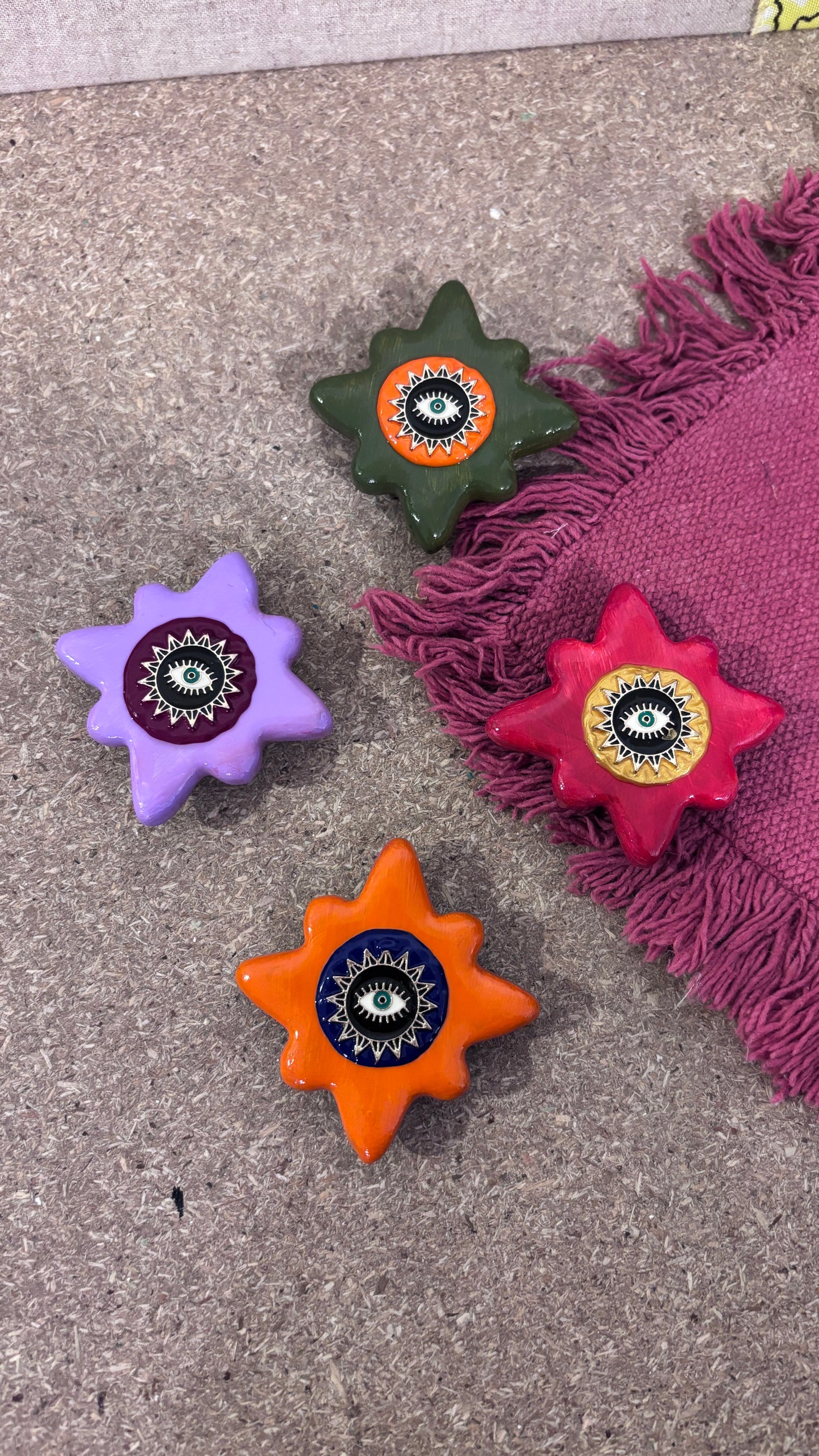 Magnet Orange Oeil Protecteur