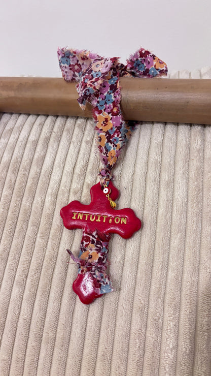 Suspension Murale Croix "INTUITION"