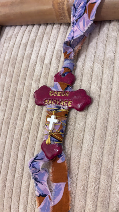 Suspension Murale Croix "COEUR SAUVAGE"