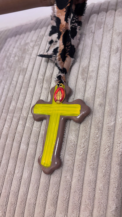 Suspension Murale Croix Bicolore Jaune
