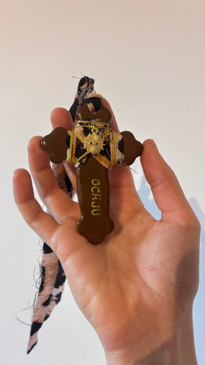 Suspension Murale Croix Chocolat "OCHJU"