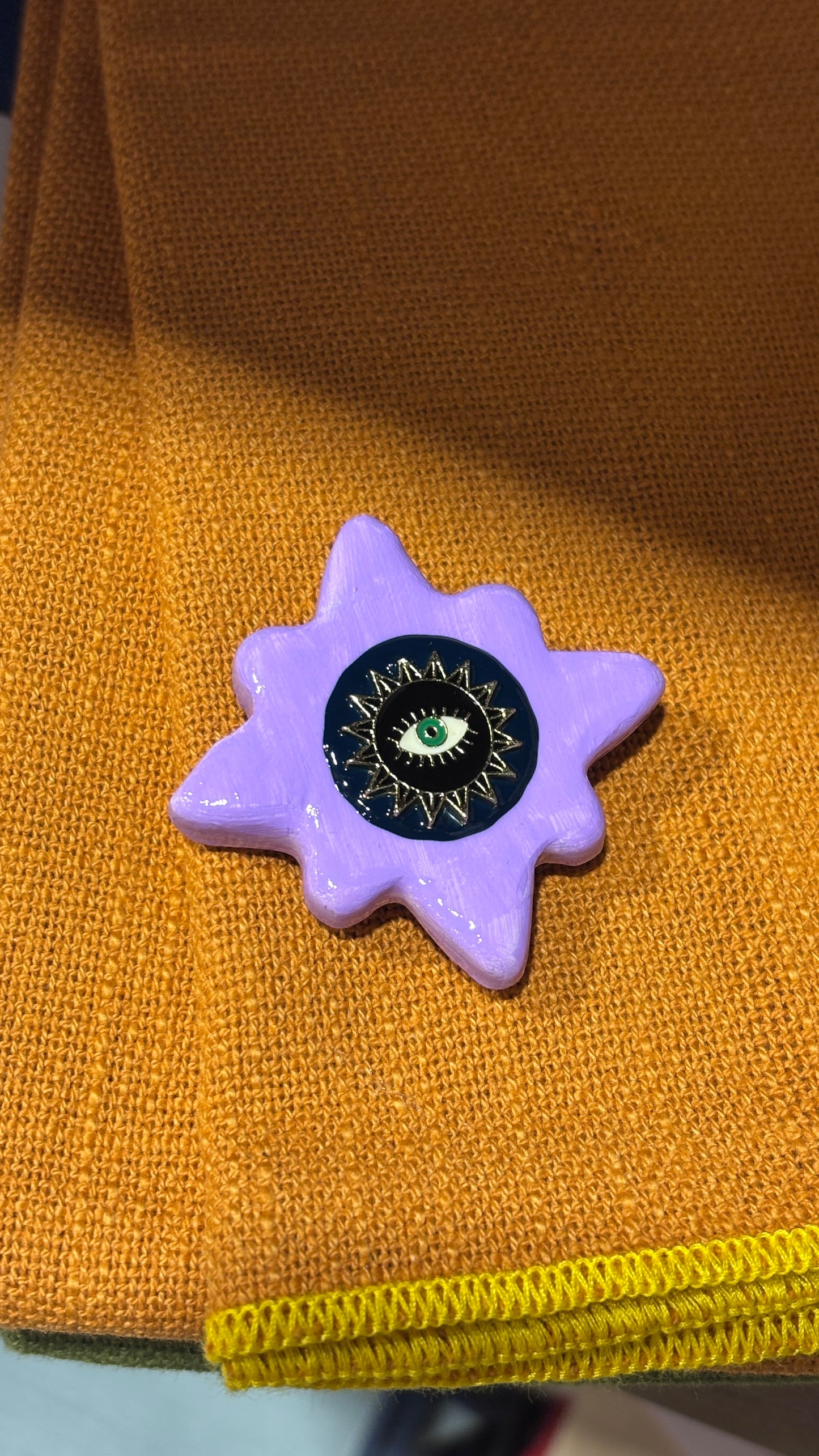 Magnet Lila Oeil Protecteur